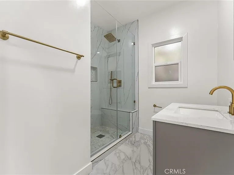 2216 Veteran Ave — Photo 22