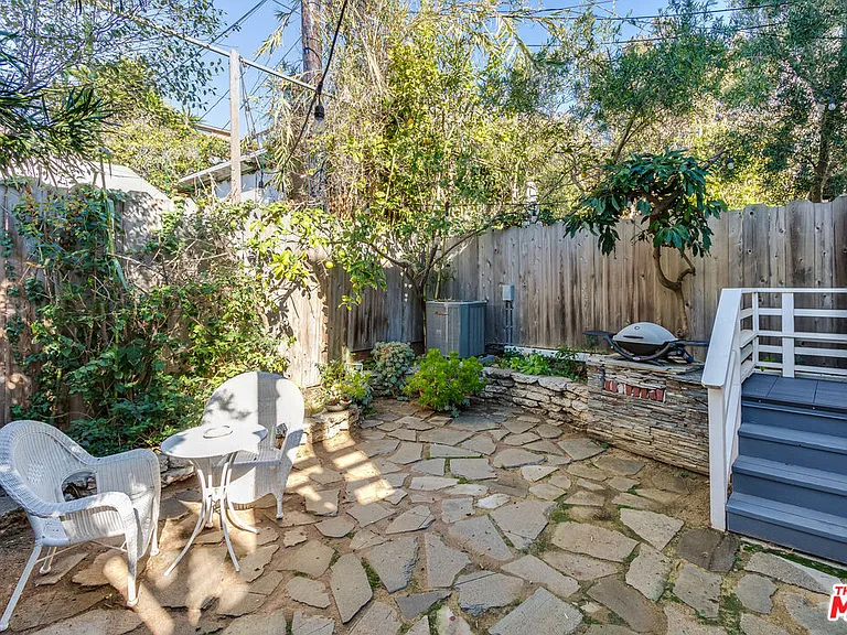 145 Hart Ave — Photo 34