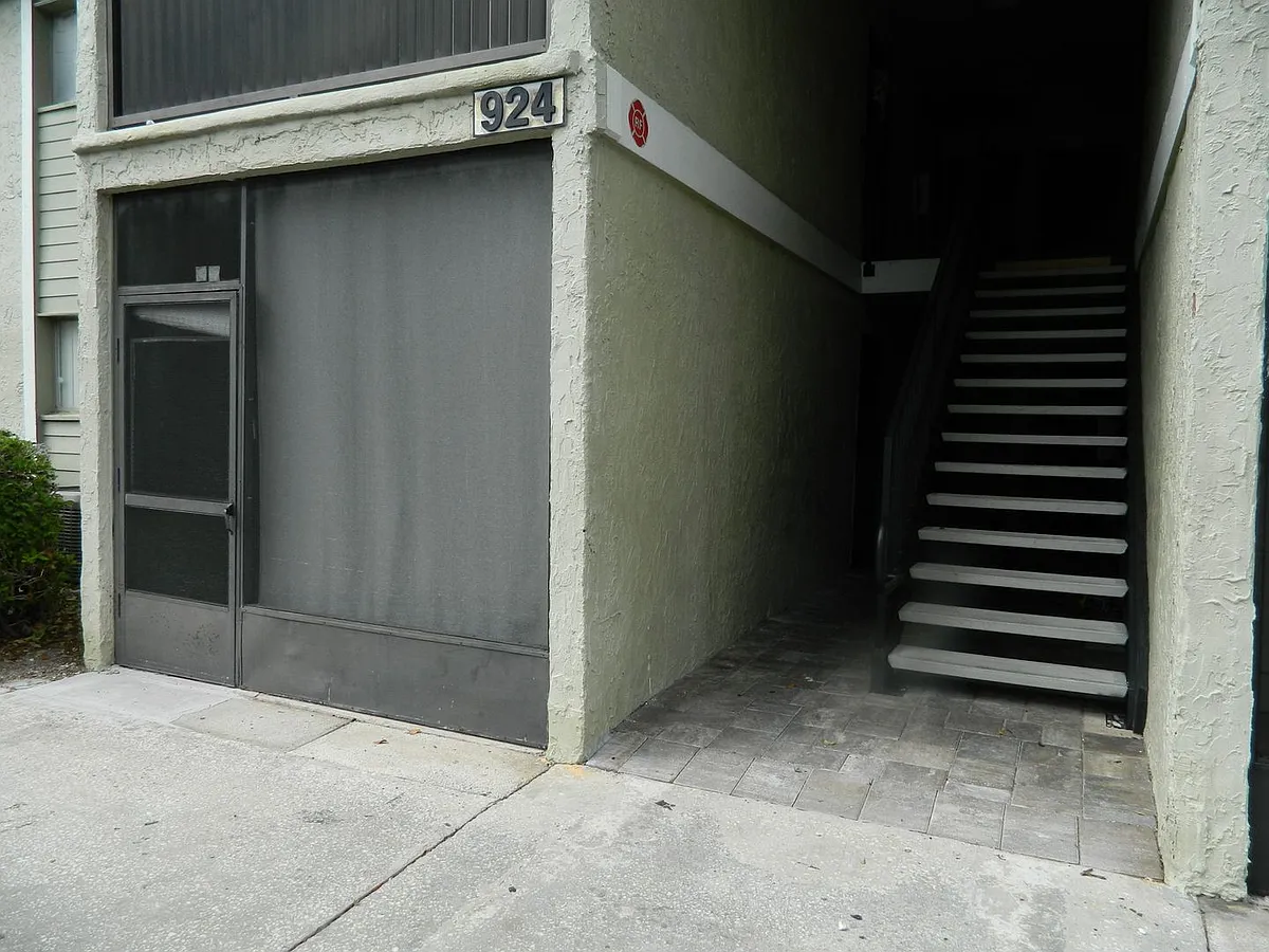 Building Photo - 924 Lake Destiny Rd #A