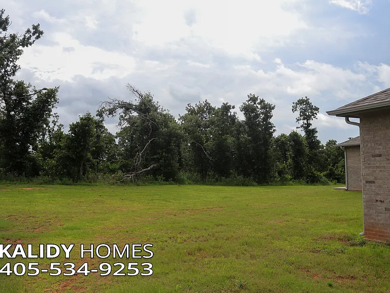 1716 Kalidy Dr — Photo 29