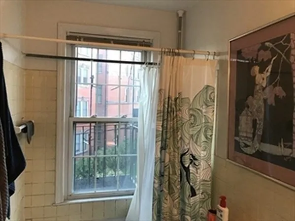 4 Wigglesworth St #2 — Photo 11