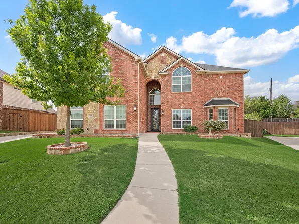 209 Chateau Ave, Kennedale, TX 76060