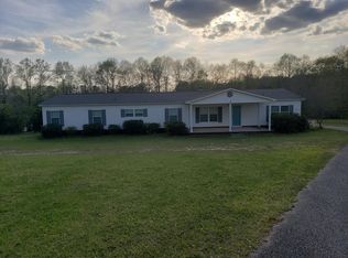 1200 Hubbard Rd, Newton, AL 36352