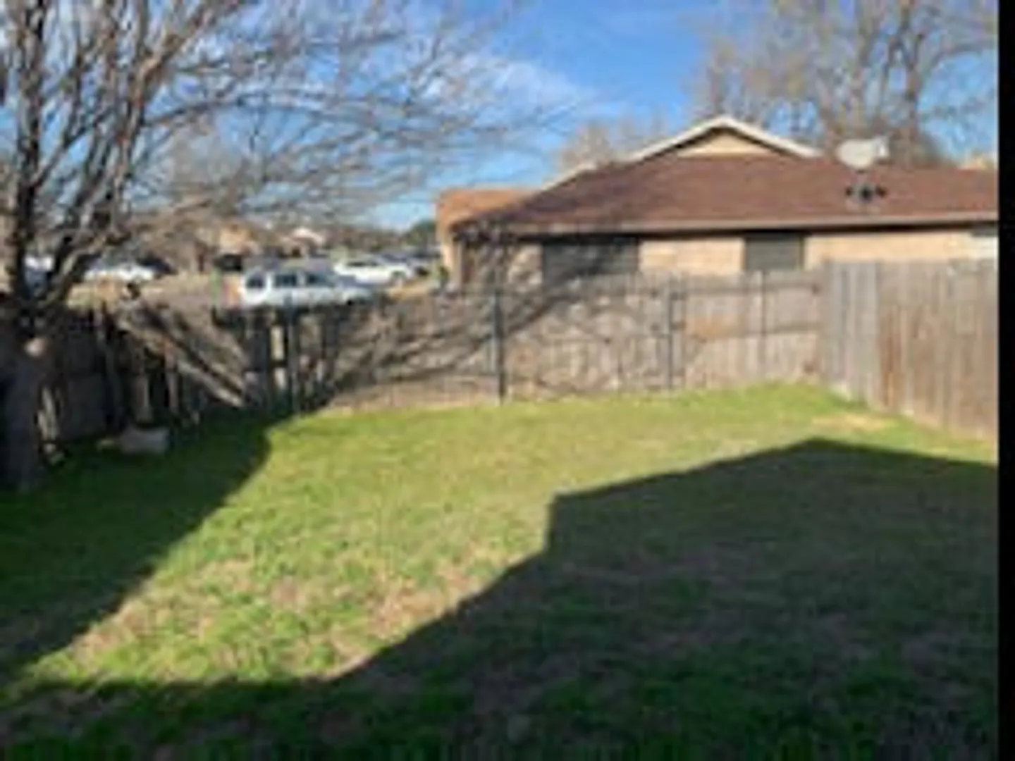 1729 Justin Lyn St, Arlington, TX 76012 — Photo 2