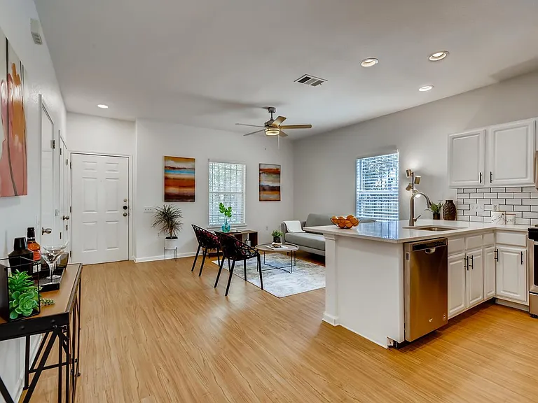 1206 Maple Ave #B — Photo 12
