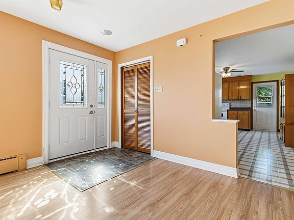 4th image of 200 Caledonia Rd