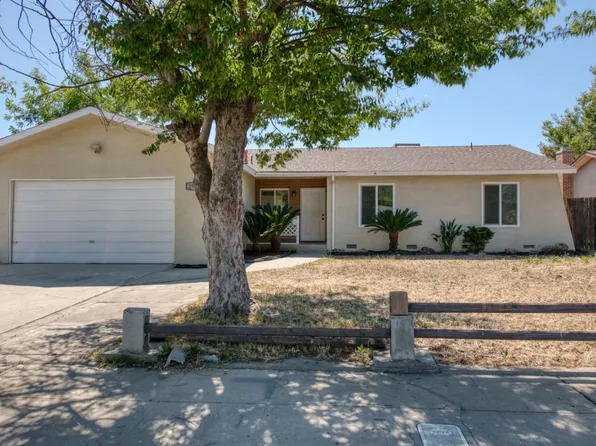 2984 Homsy Ave, Clovis, CA 93612