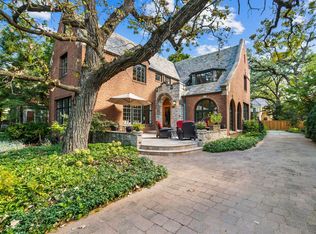 10711 S Hoyne Ave, Chicago, IL