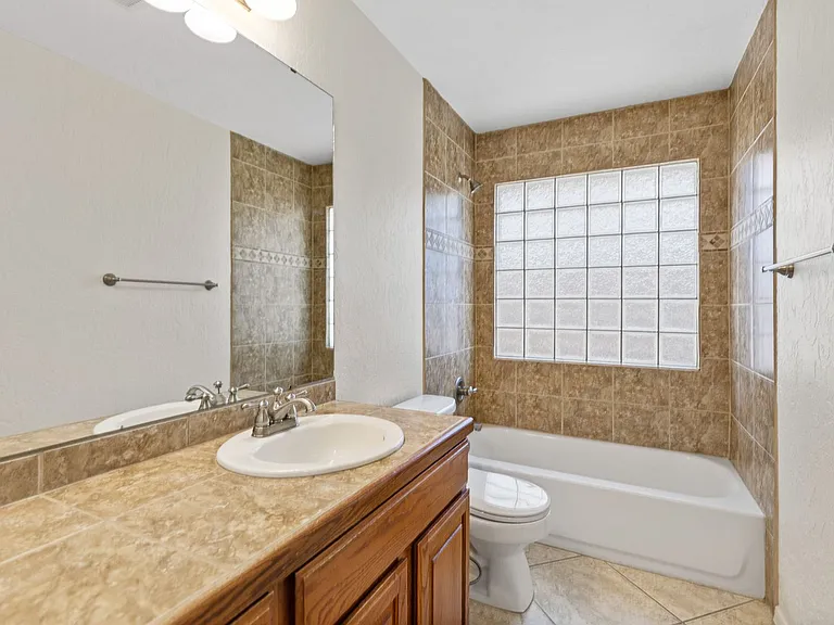 600 Coronado Dr — Photo 20