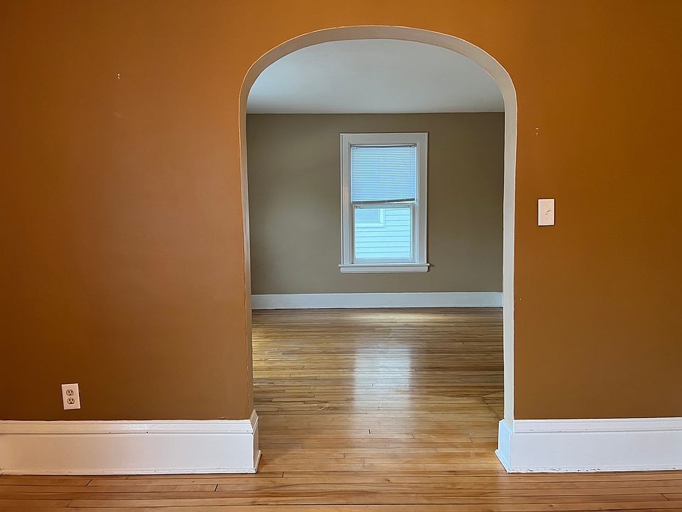 1st image of 1346 Morrison St #2