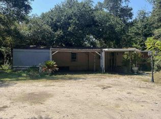 61197 Davis Ave, Lacombe, LA 70445