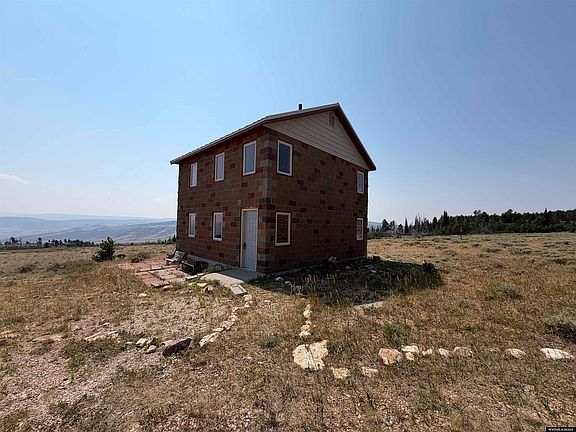 2nd image of 8675 Ponderosa Rd