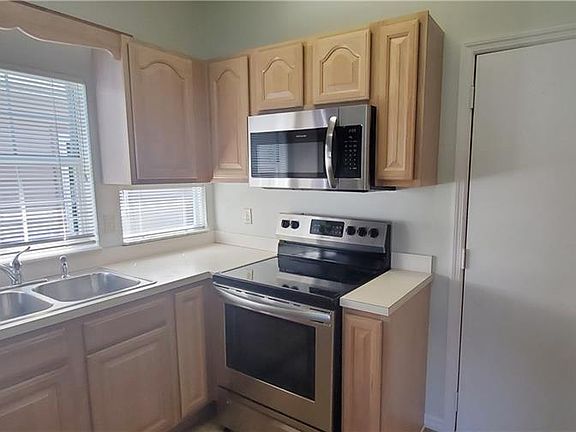 5th image of 1840 Garden Grove Pkwy
