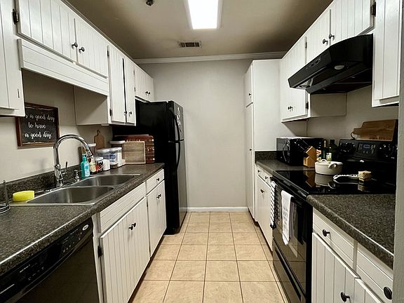 5th image of 2092 S Sherwood Dr Unit 47