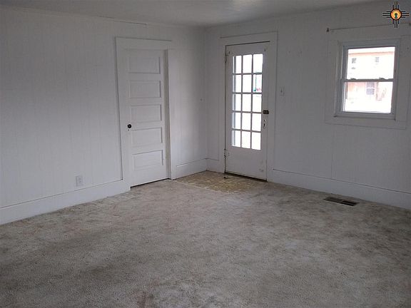 2nd image of 605 E Aber Ave