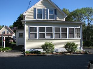 29 Ottawa St, Lowell, MA 01850