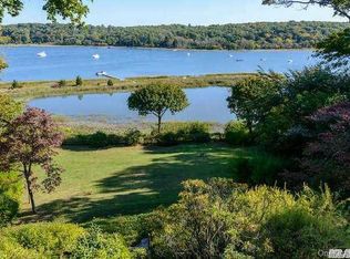 40 Cove Woods Rd, Oyster Bay, NY 11771