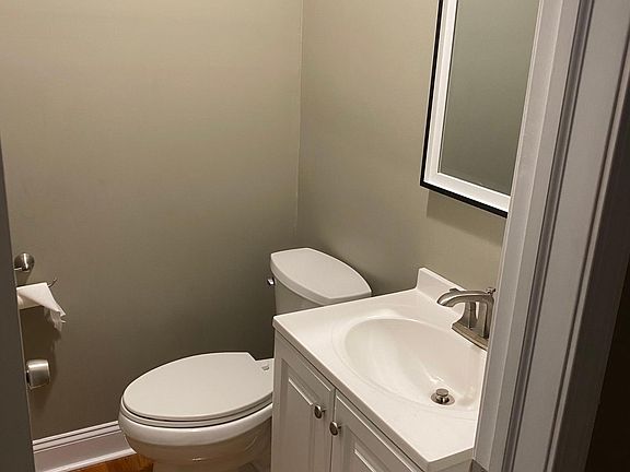 Powder room.