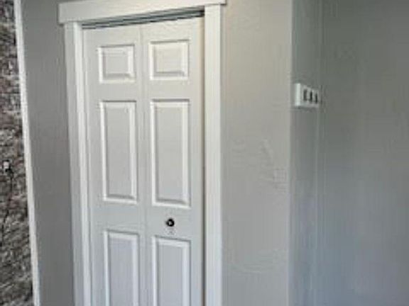 2nd image of 1520 D St #6