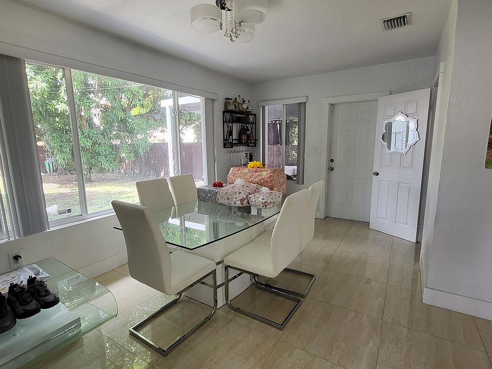 1st image of 274 NW 51st Ave