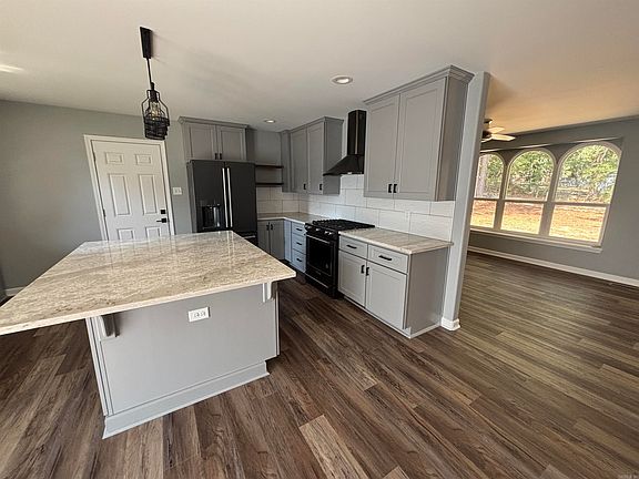 5th image of 8919 McKim Dr