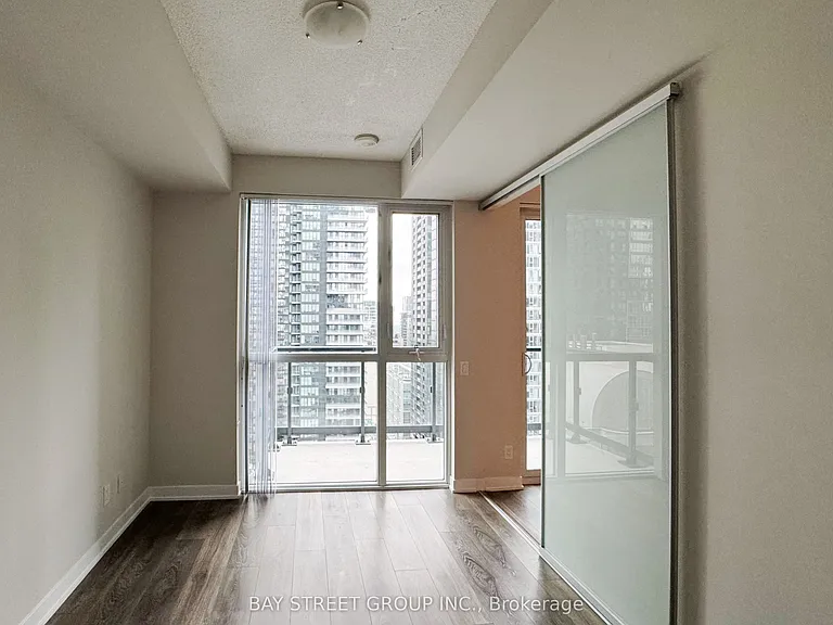 87 Peter St #2501 — Photo 6