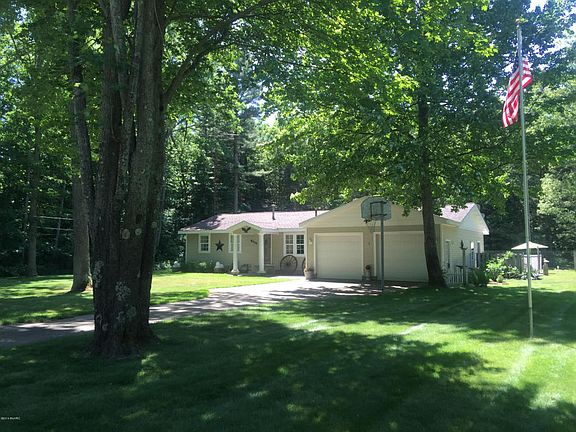 2nd image of 8005 S 80th Ave