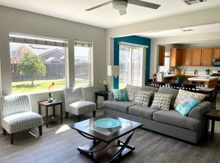 33618 Iris Ln, Murrieta, CA 92563