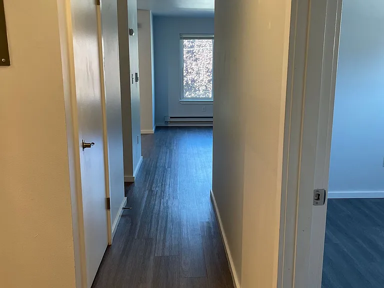 Ekilai Apartments - Spacious 1 Bed, 2 Bed Units & 3 Bed Units, w/ Private Balcony ~ Designer fini... — Photo 7