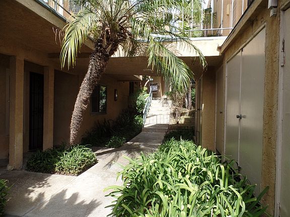 2nd image of 5736 Lauretta St APT 4