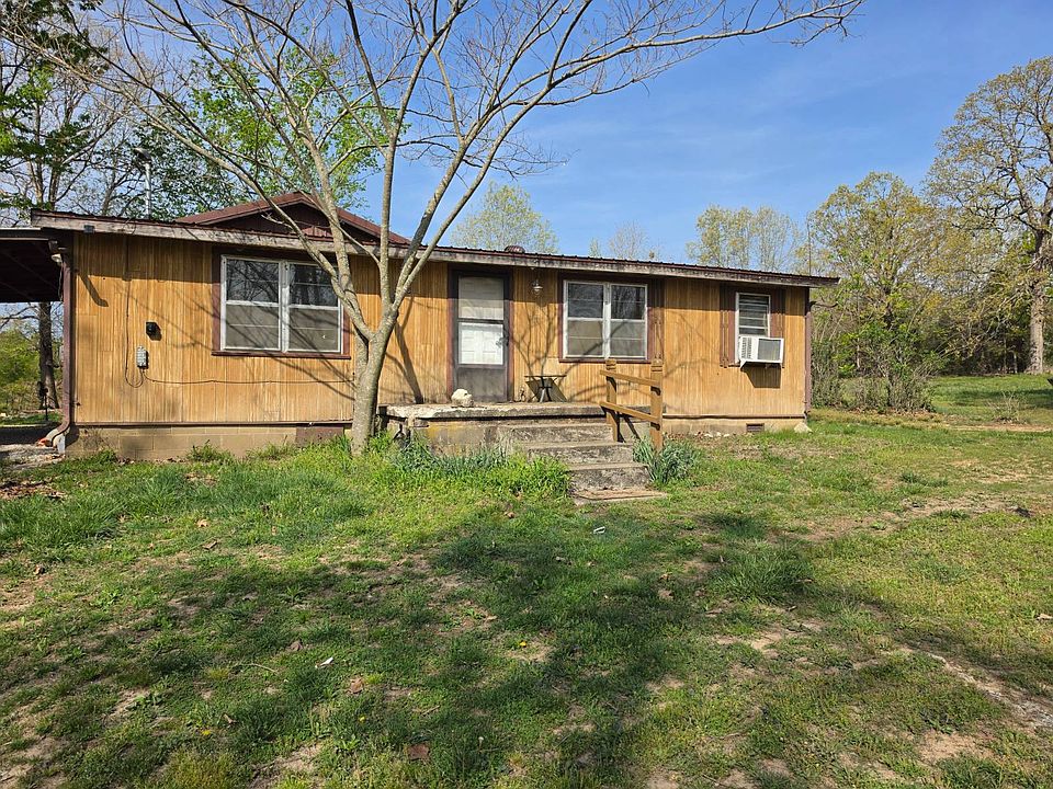 1st image of 1566 Wallace Loop