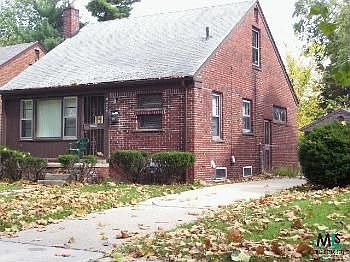 1st image of 8226 Beaverland
