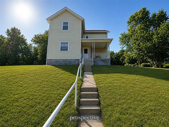 2nd image of 6729 Leechburg Rd