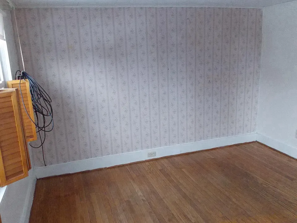 Bedroom #1