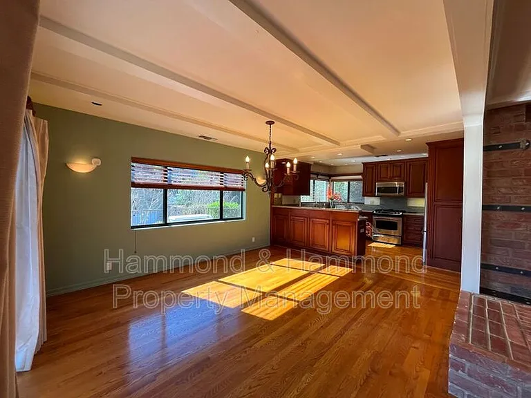 15451 Deerhorn Rd — Photo 7