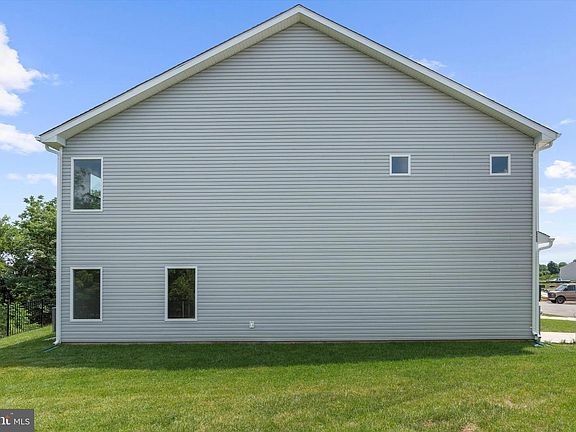 7th image of this home