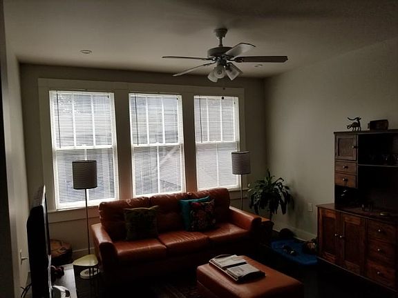 5th image of 5322 Prytania St #5322