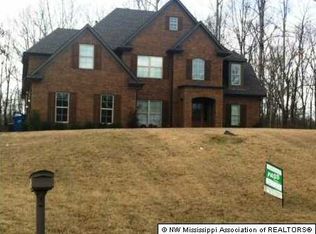 5181 Weathers Dr, Olive Branch, MS 38654