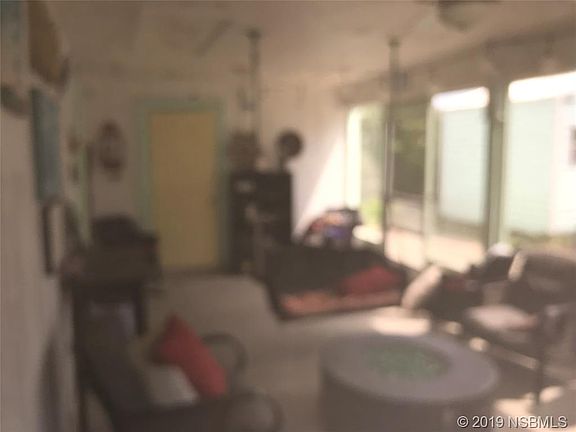 2nd image of 212 Esther St