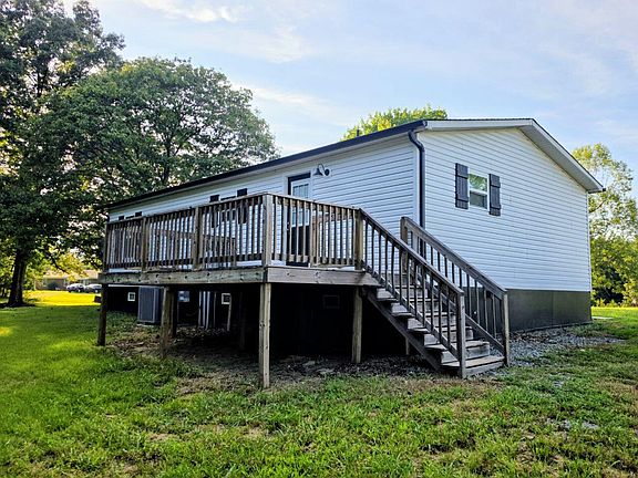 2nd image of 36 Nutmeg Ln
