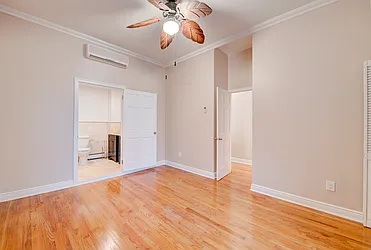 Rented by R New York