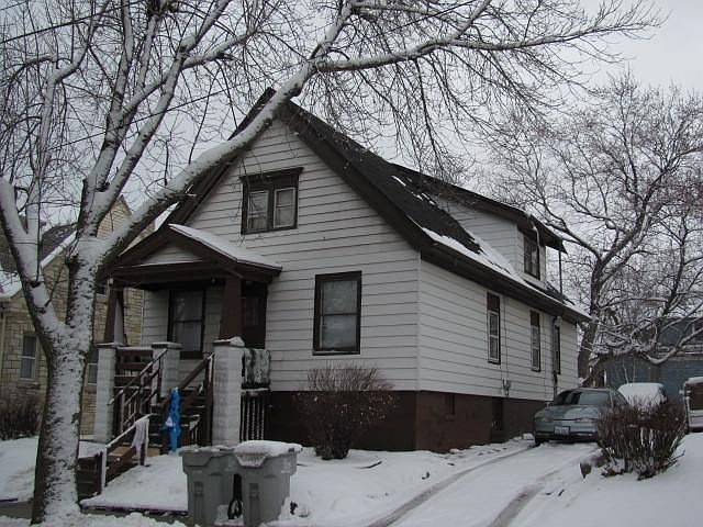 1st image of 609 W Vienna Ave
