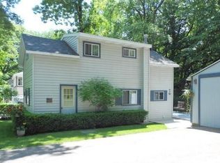 1605 Jackson Park Dr, Delavan, WI