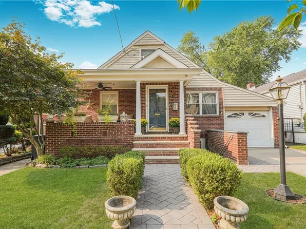 240 Otis Ave, Staten Island, NY 10306