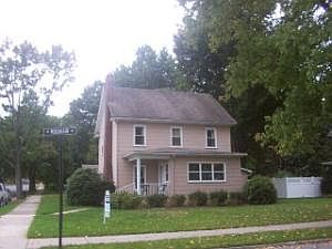 1st image of 103 W Mountain Ave S