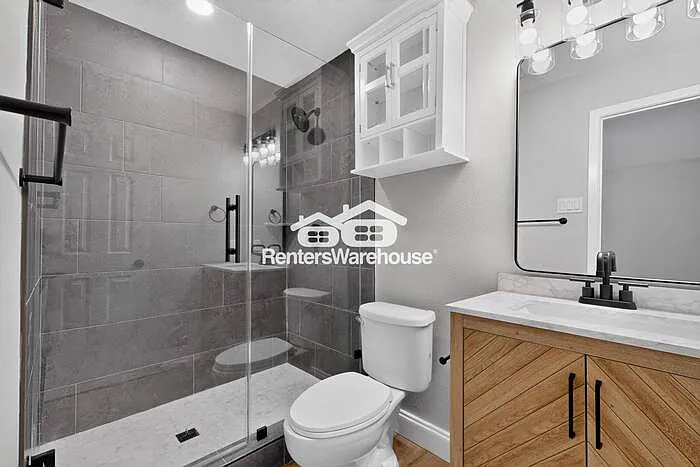 1004 Whitehall Dr — Photo 27