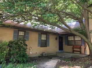 4 Meadowside Ct, Medford, NJ 08055