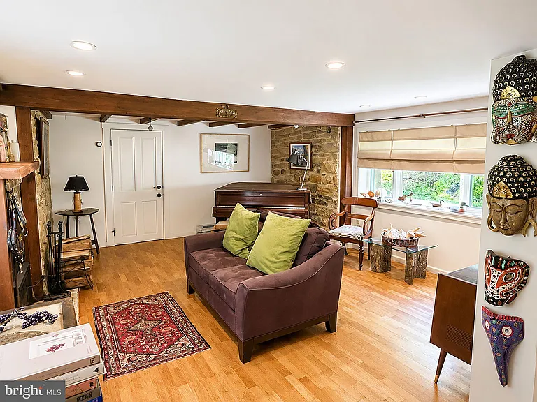 4 Cross Creek Ln — Photo 13