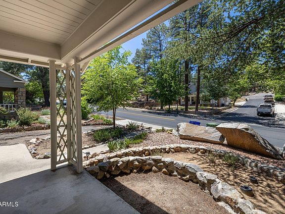 4th image of 335 PARK Avenue
