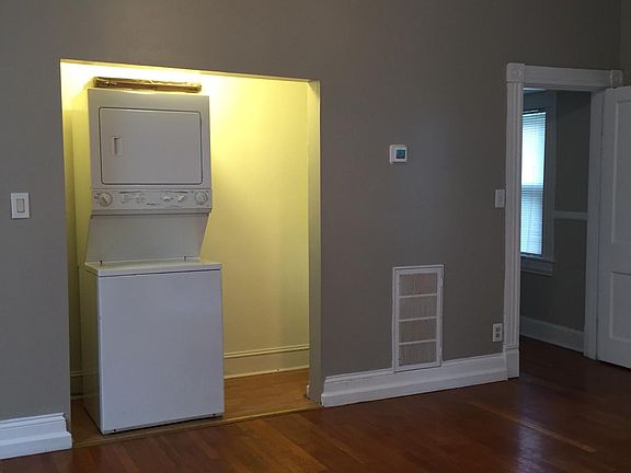 5th image of 239 Elm Ave